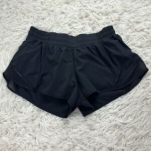 Lululemon Hotty Hot Short II *2.5" Black